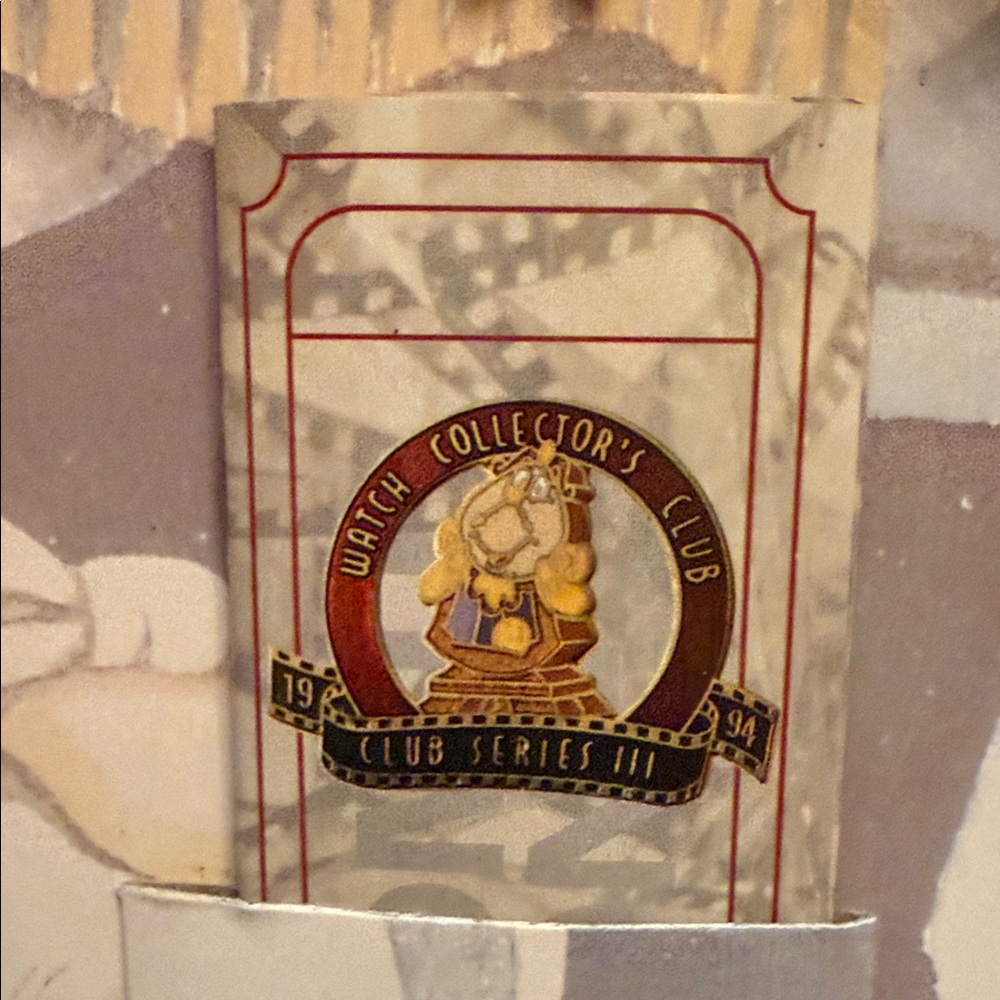 Disney Dumbo Watch Collector's Club Series III - Picture 4 of 6